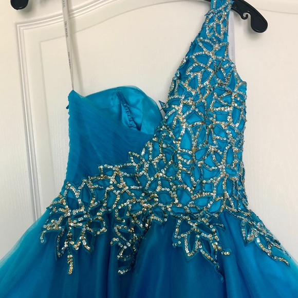 Sherri Hill prom/pageant dress - Picture 3 of 4